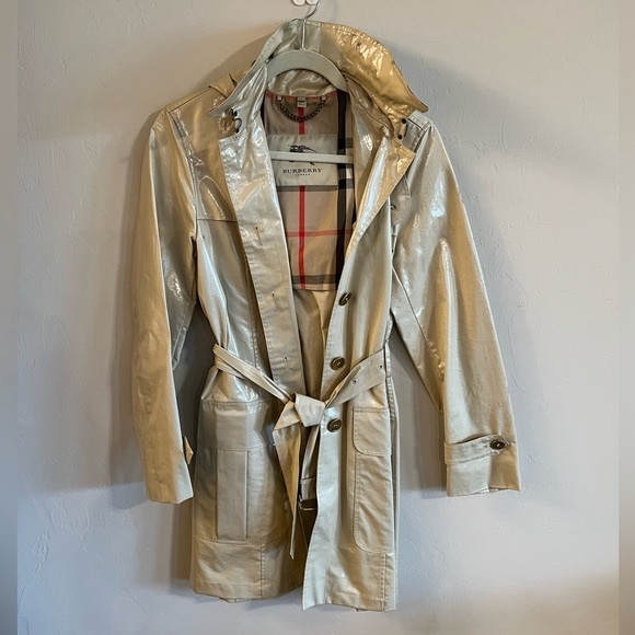Burberry Jackets & Blazers - Women's Burberry Trench Coat